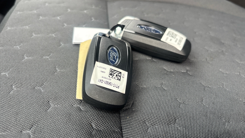 Ford Transit Custom E-320 L1 Rwd 100kW 65kWh H1 Van Limited Auto